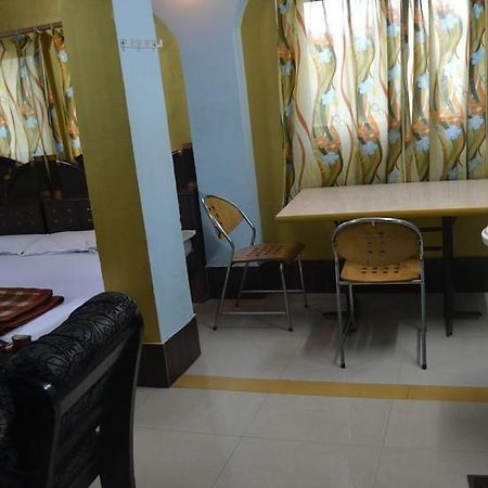 Kanchan Hotel Kota  Buitenkant foto